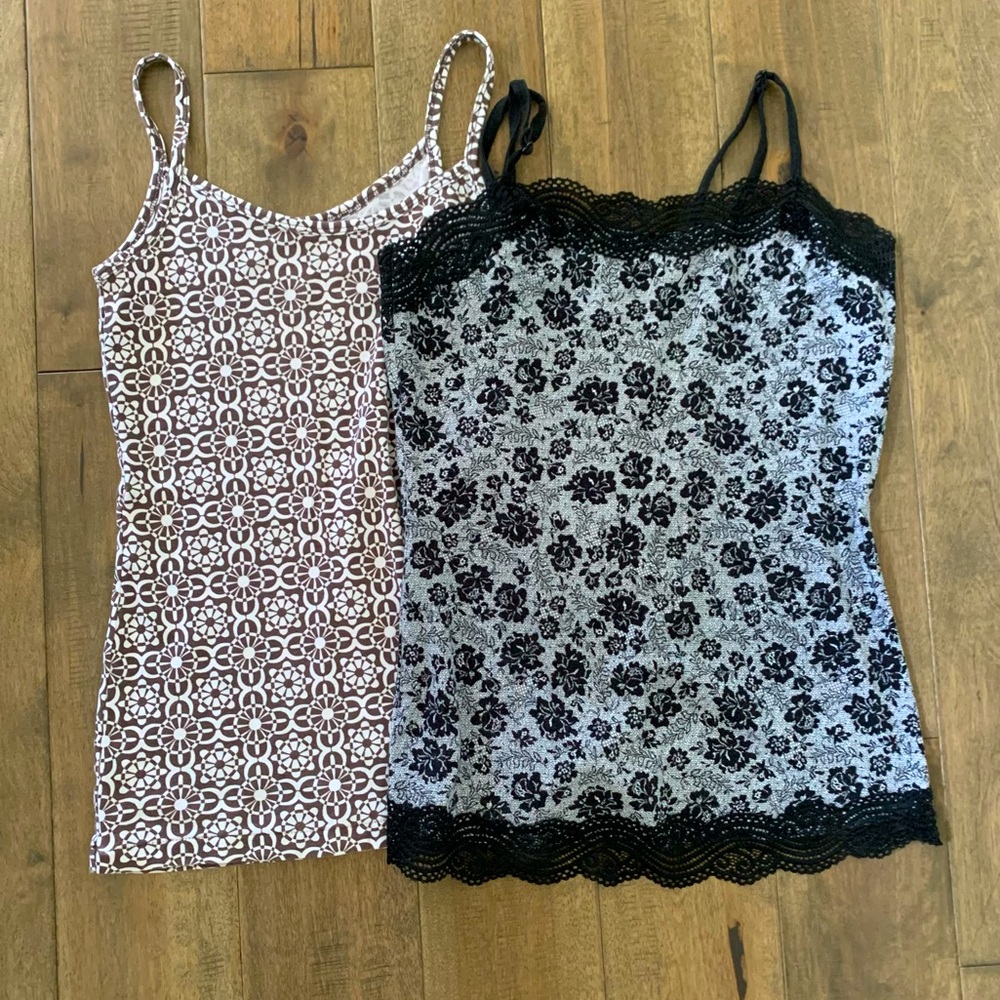 Like New! Tank Top Bundle
